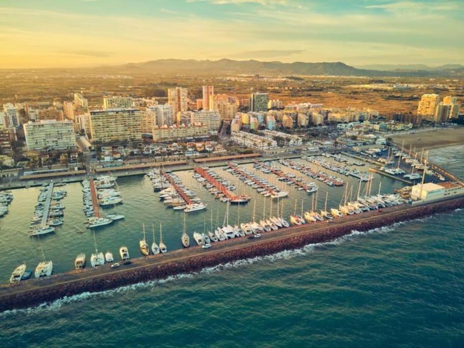 Fantastico Apartamento Junto Al Mar バレンシア エクステリア 写真